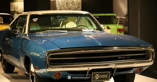 Fuse Box Diagram - FuseBoxCheck