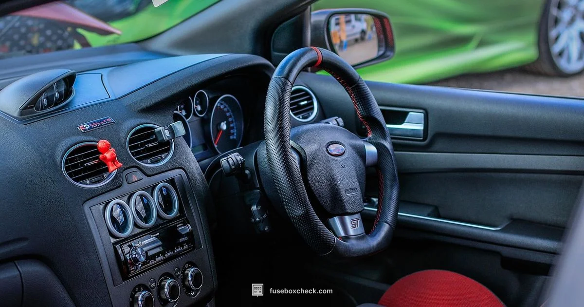 Ford Focus Fuse Box - FuseBoxCheck