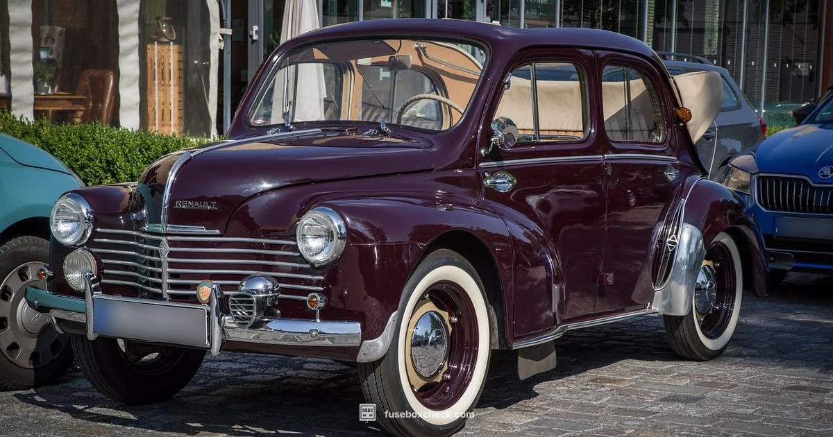 Renault Clio Fuse Box - FuseBoxCheck