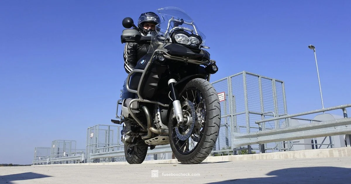 Fuse Box Diagram - FuseBoxCheck